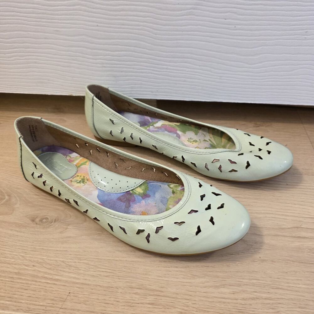 Born Mint‎ Green Patent Leather Cut-Outs Twee Dainty Ballet Flats Size 9